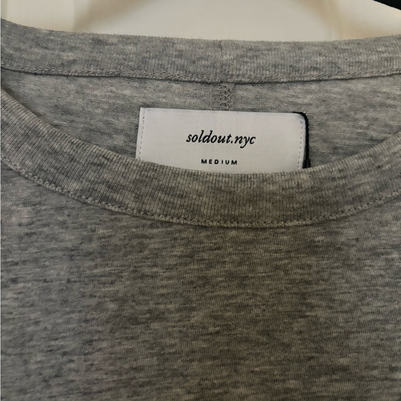 SoldoutNYC T-Shirt - Picture 2 of 10